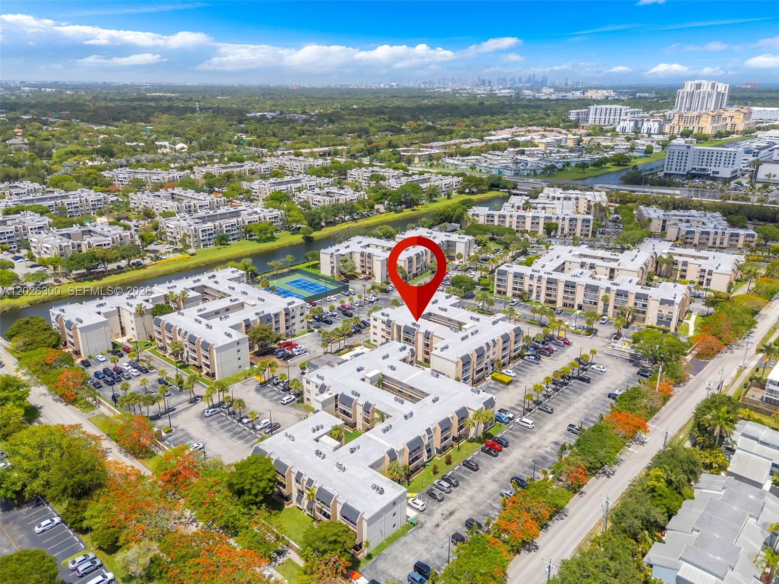 KINGS CREEK SO CONDO - Residential Lease