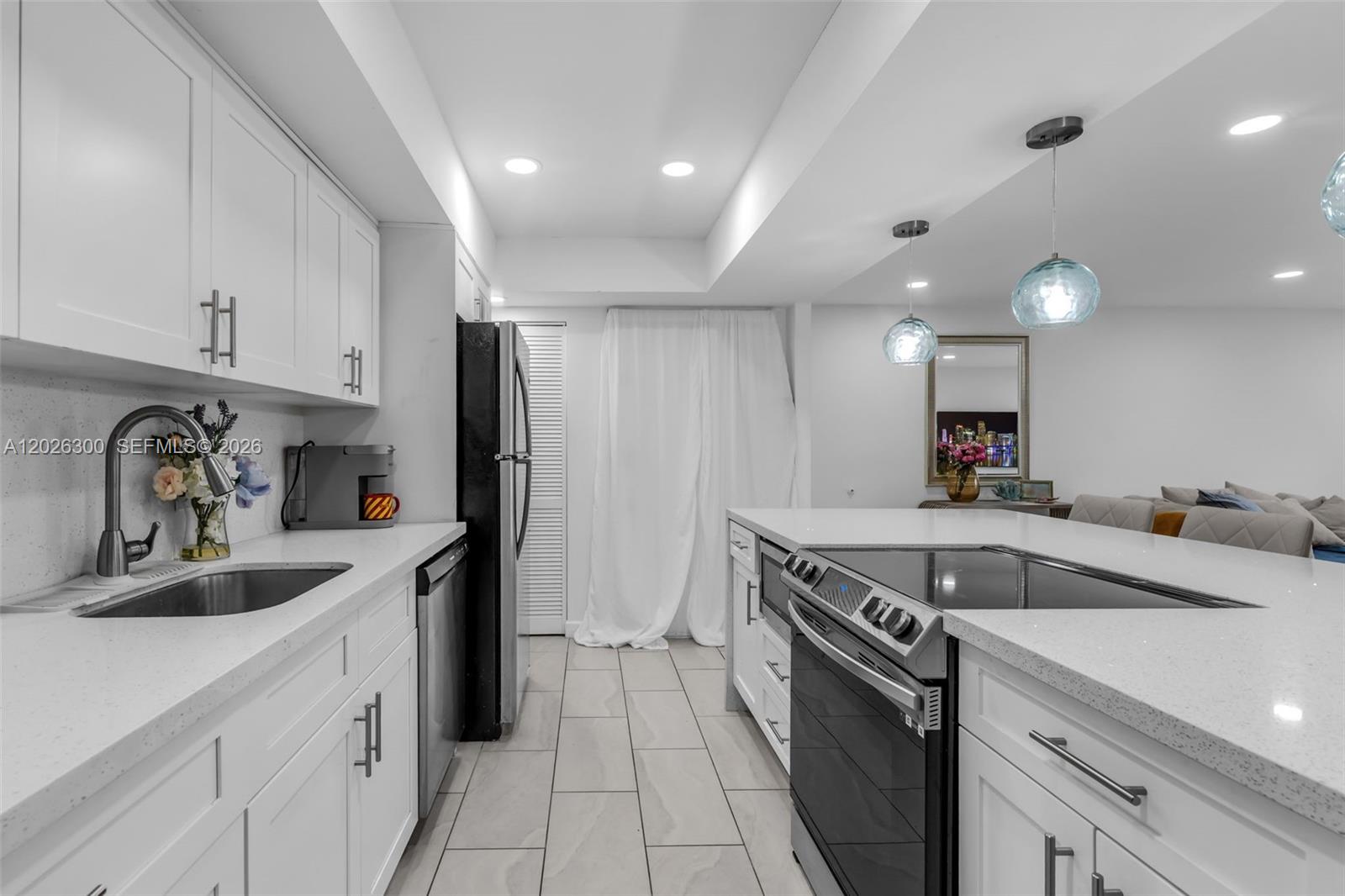 KINGS CREEK SO CONDO - Residential Lease