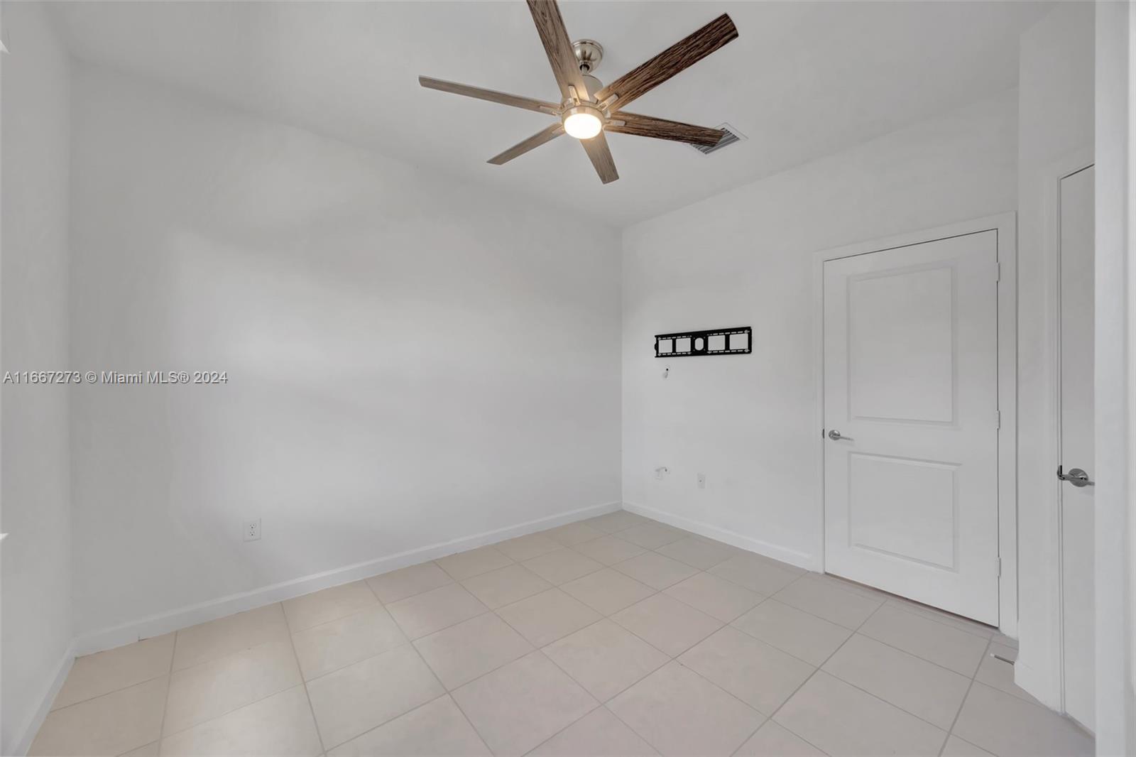 SILVER PALM RESIDENTIAL - Residential