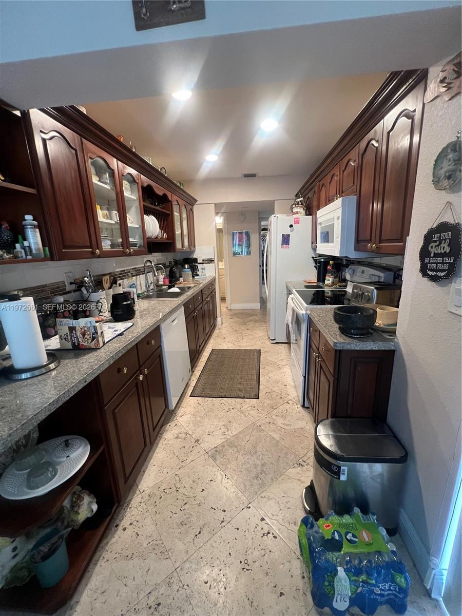 WOODLANDS SEC FIVE - Residential