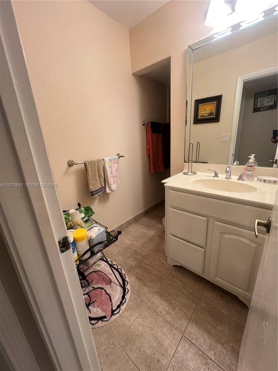 WOODLANDS SEC FIVE - Residential