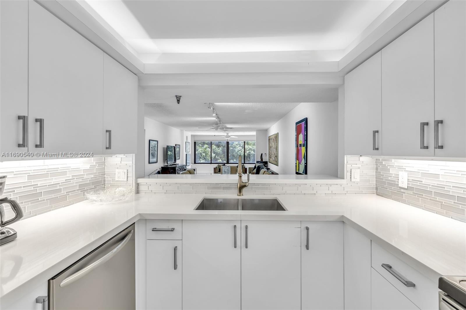 GLENS CONDO - Residential