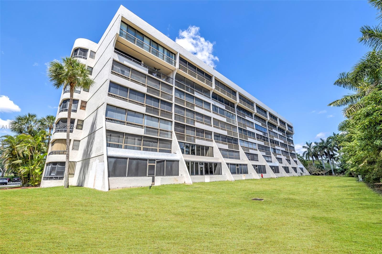 GLENS CONDO - Residential