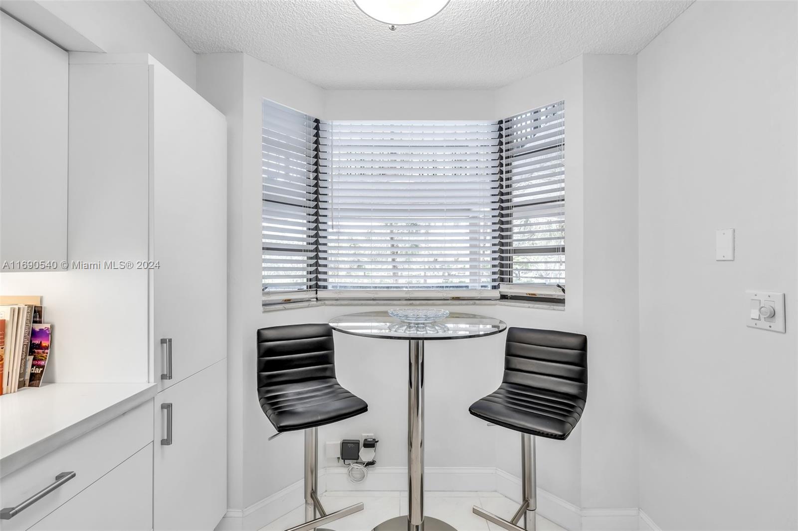 GLENS CONDO - Residential