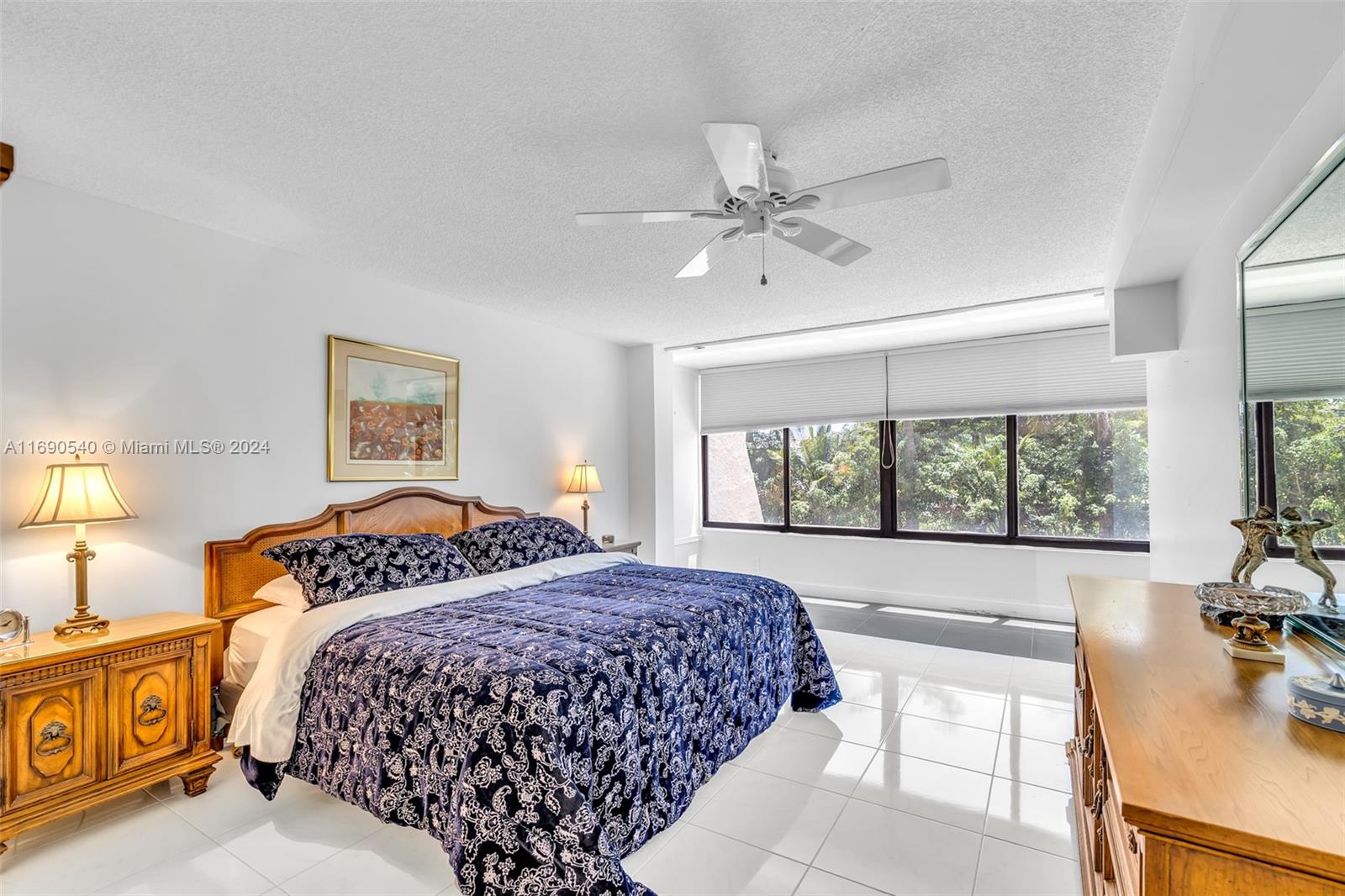 GLENS CONDO - Residential