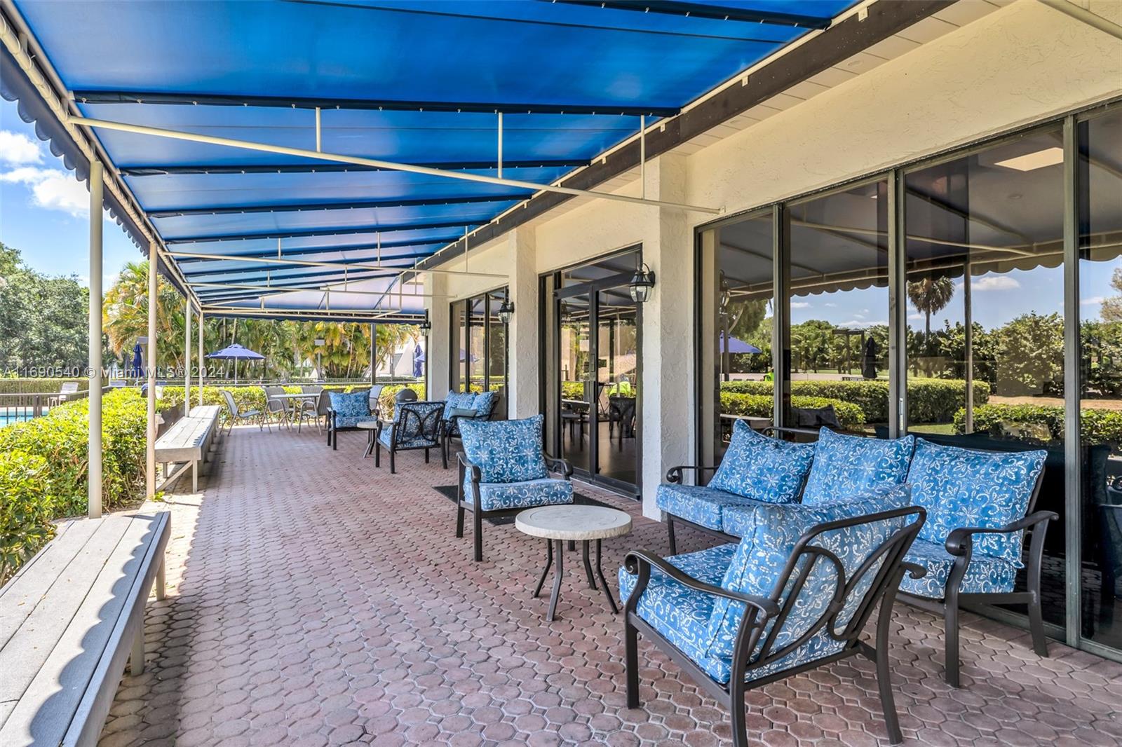 GLENS CONDO - Residential