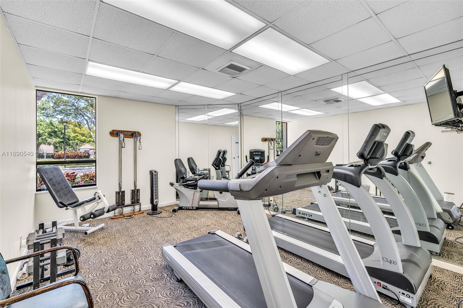 GLENS CONDO - Residential
