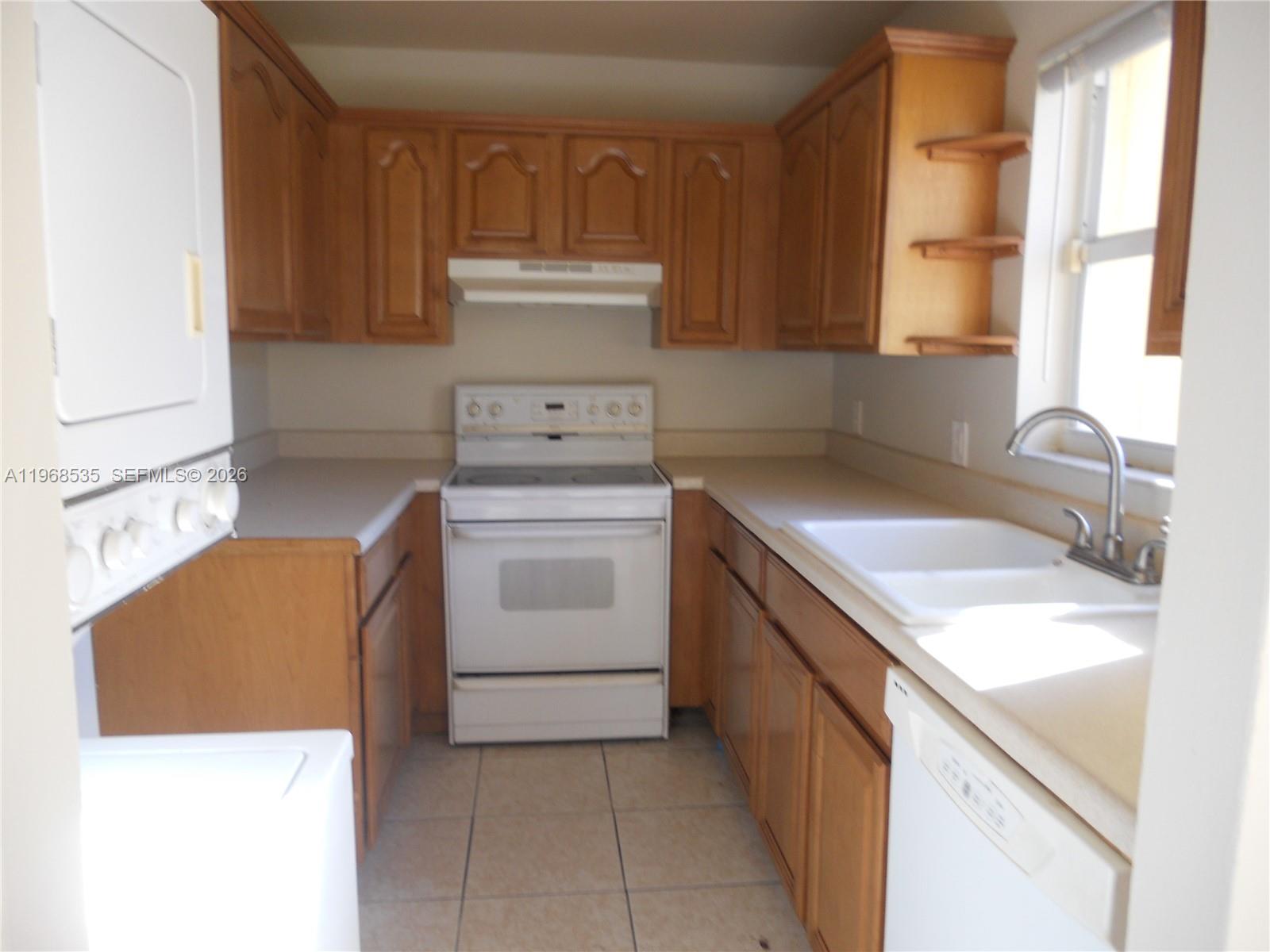 MOWRY VILLAS - Residential