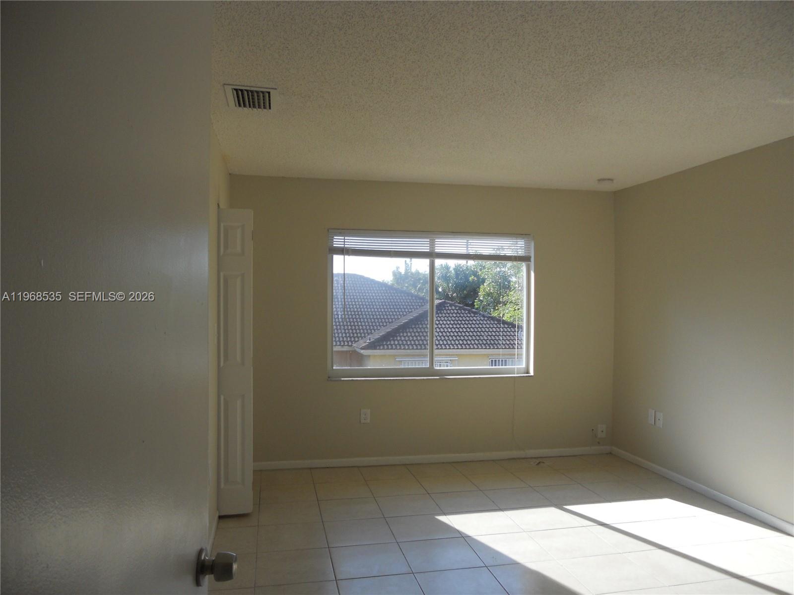 MOWRY VILLAS - Residential