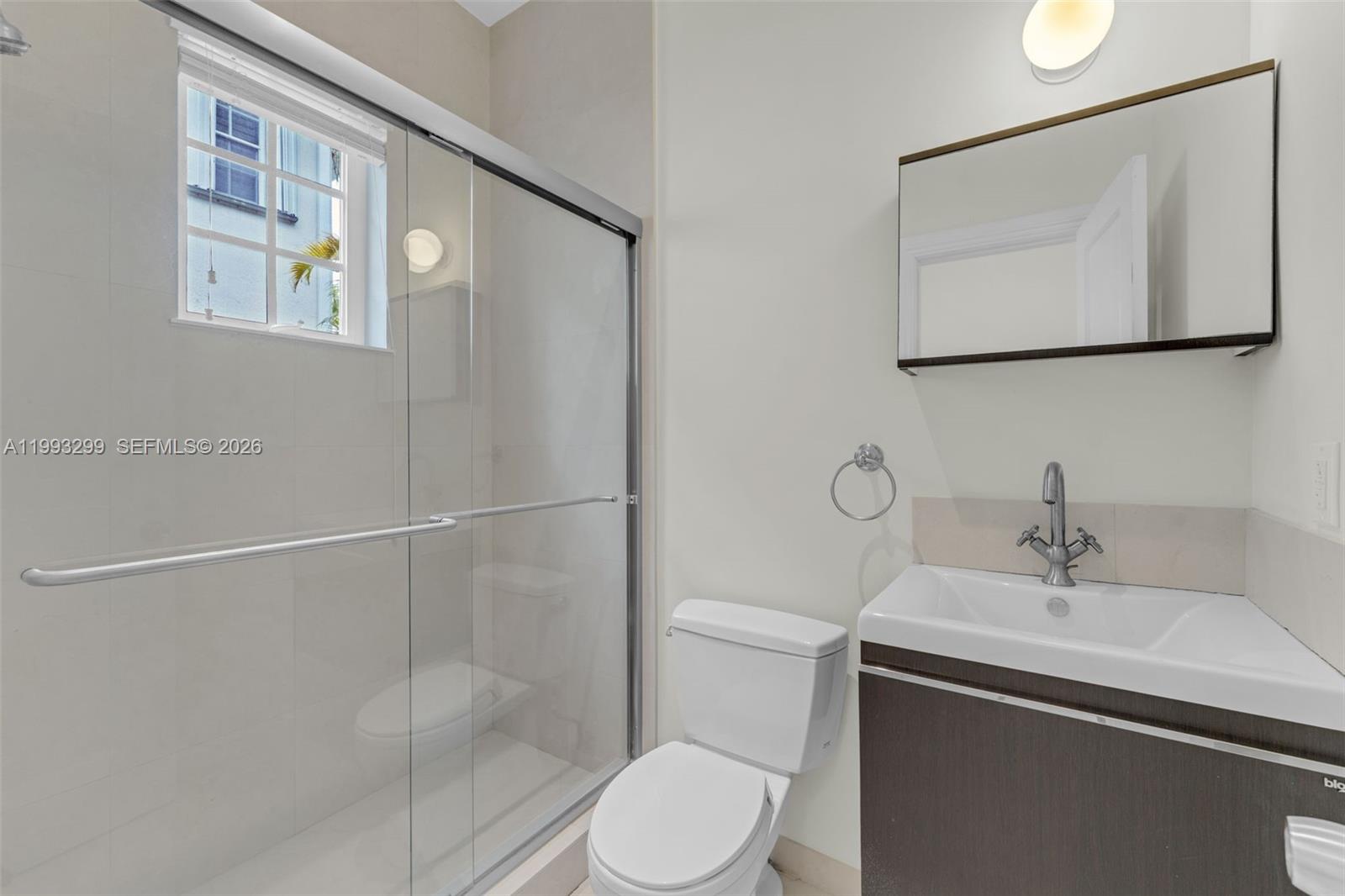 BISCAYNE KEY ESTATES - Residential Lease