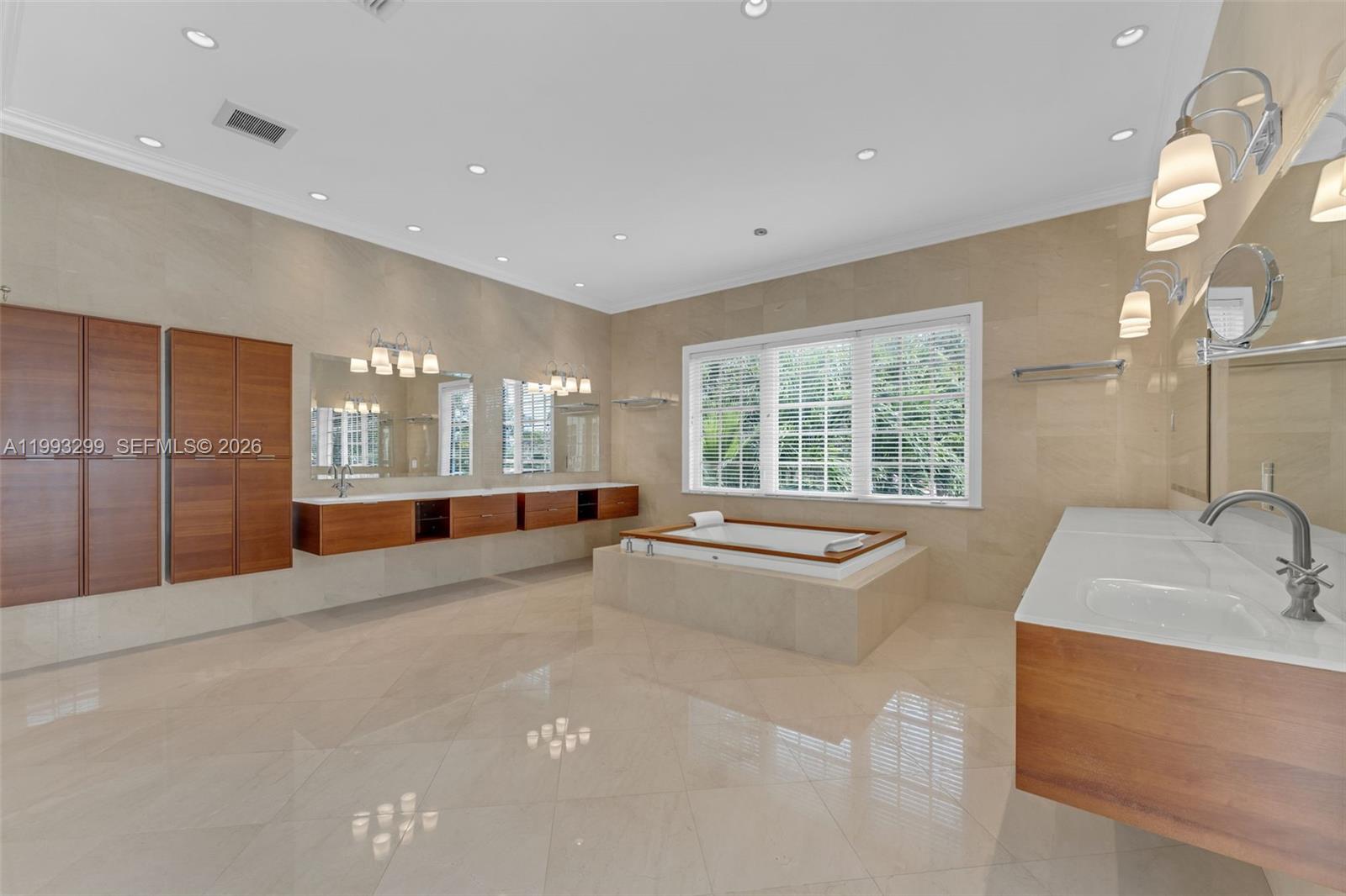 BISCAYNE KEY ESTATES - Residential Lease