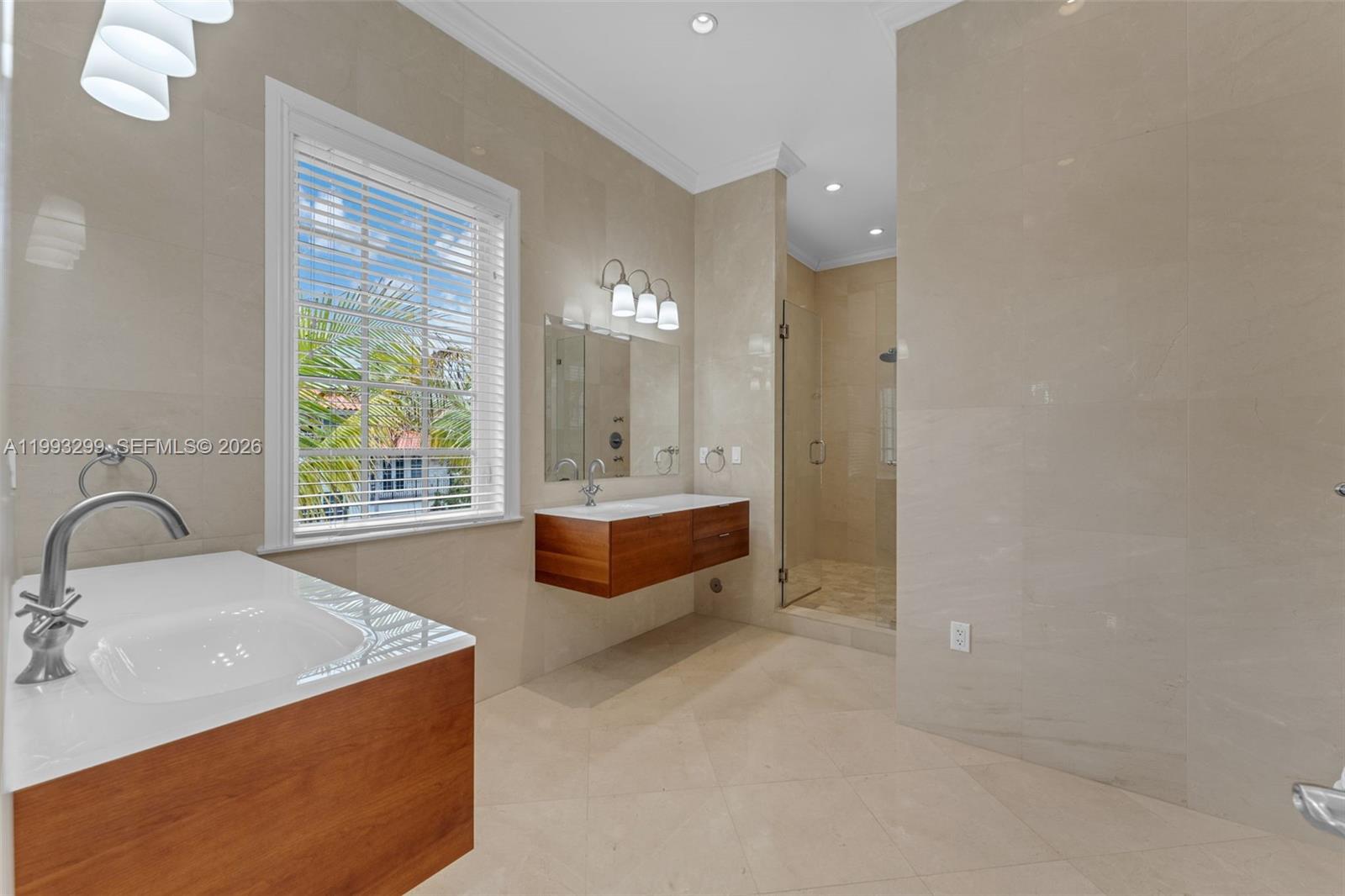 BISCAYNE KEY ESTATES - Residential Lease