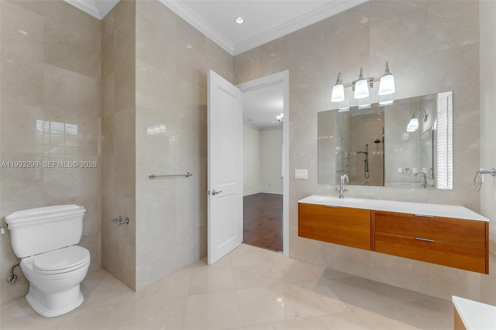 BISCAYNE KEY ESTATES - Residential Lease