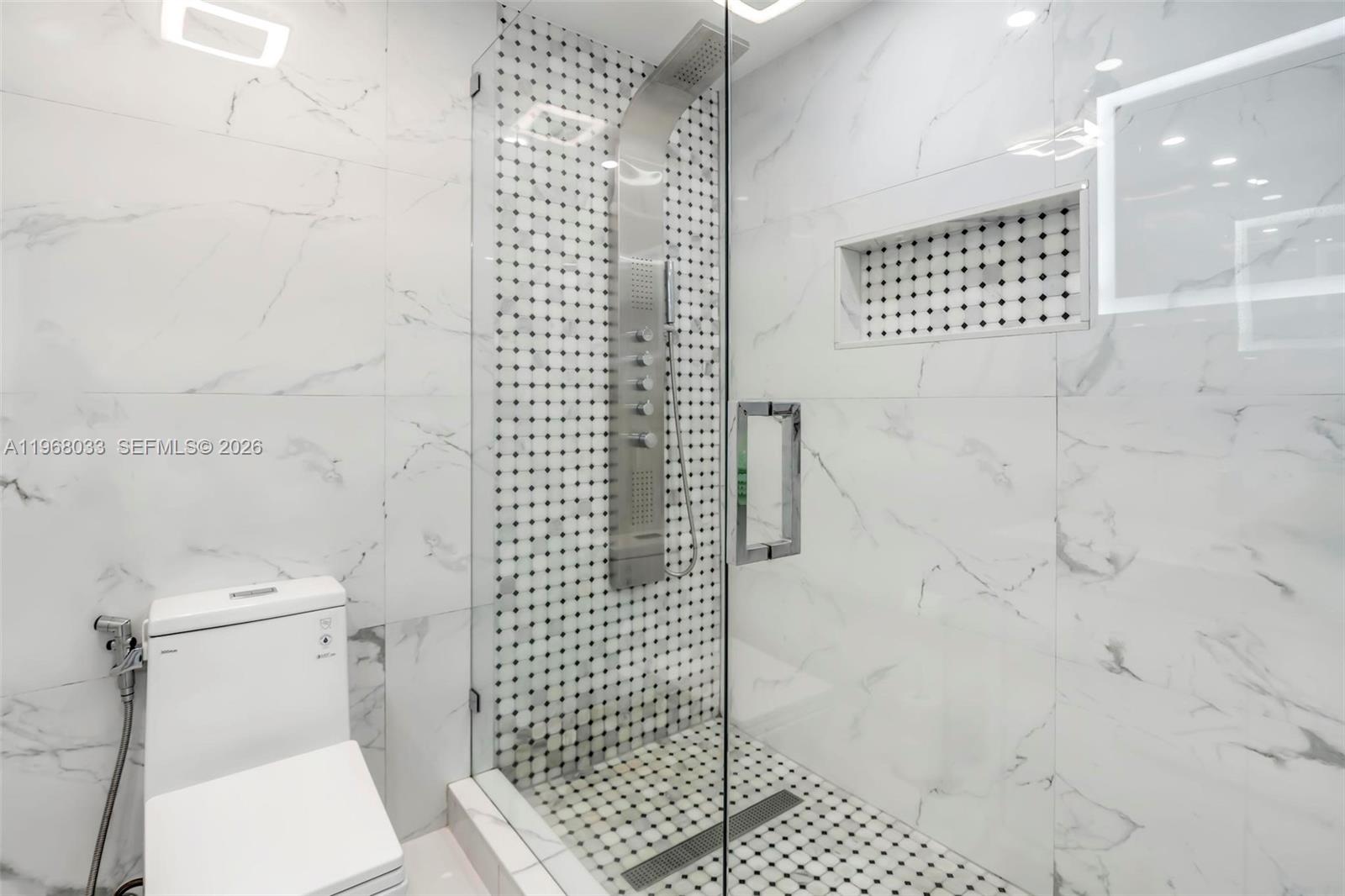 MIAMI GARDENS MANOR SEC 4 - Residential