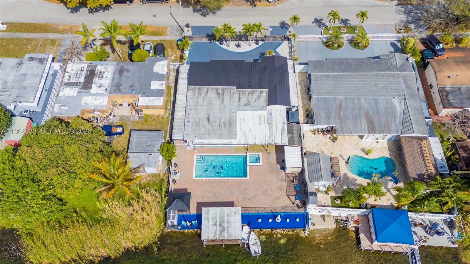 MIAMI GARDENS MANOR SEC 4 - Residential