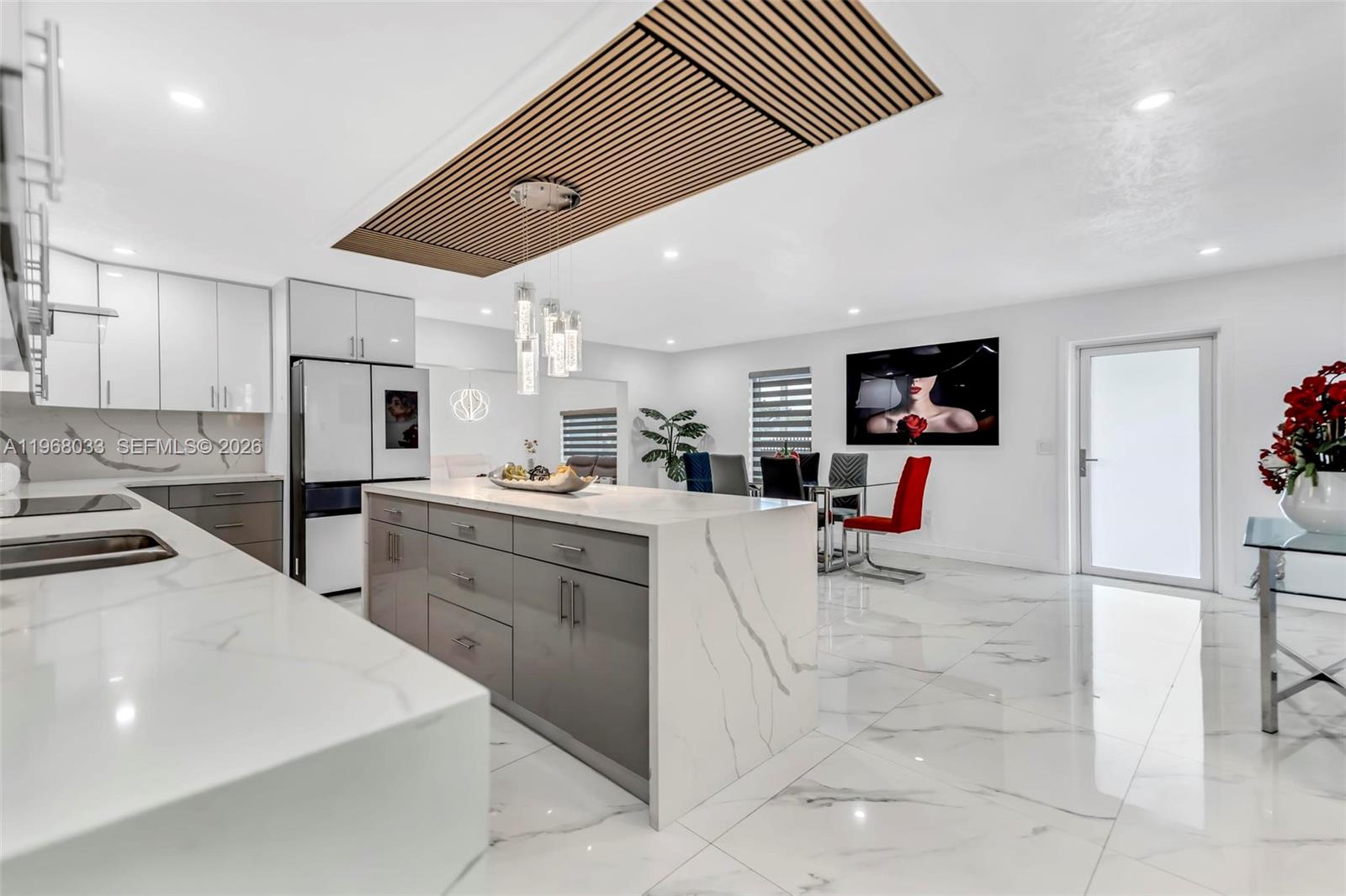 MIAMI GARDENS MANOR SEC 4 - Residential