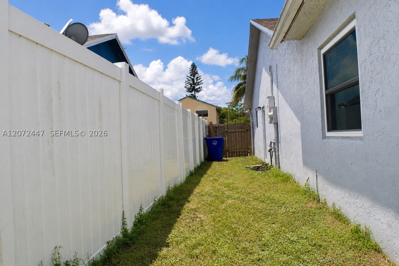 2001 SW 87th Ave