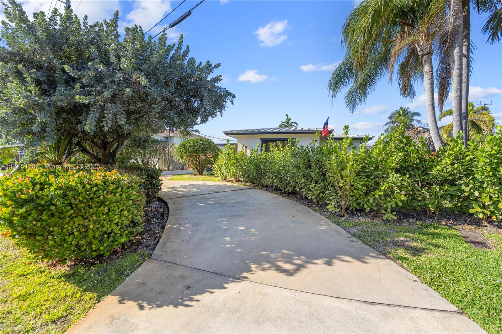 COVE 3RD SEC - Residential Lease