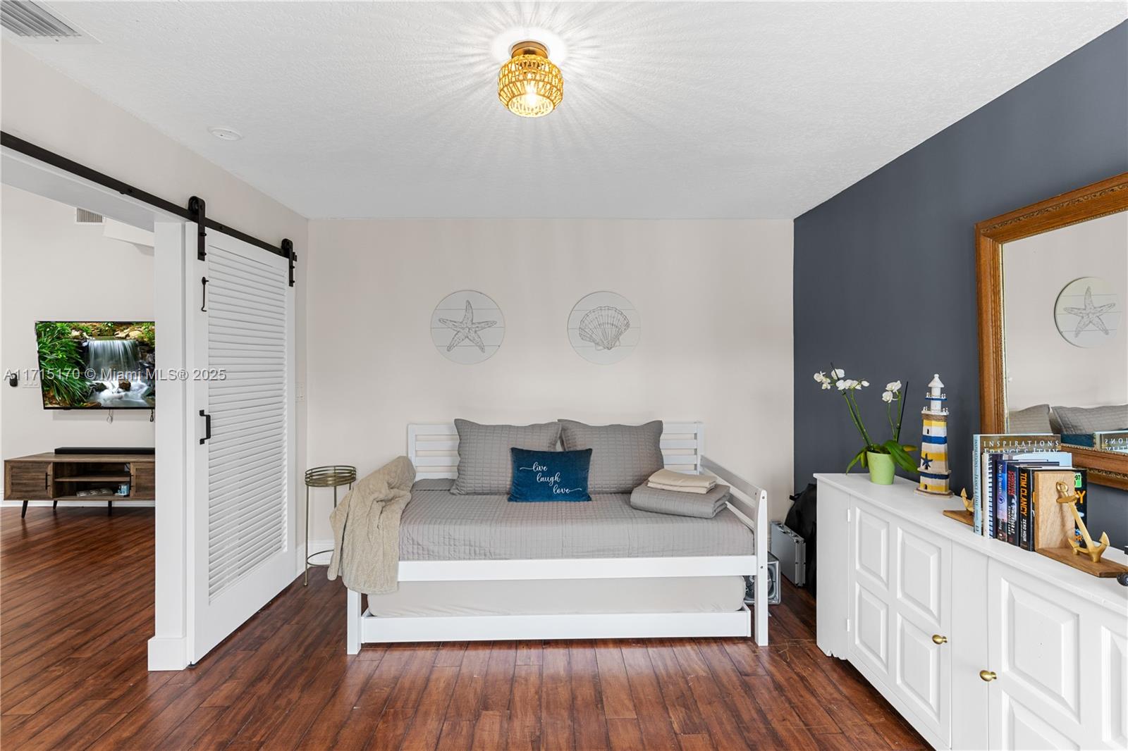 COVE 3RD SEC - Residential Lease