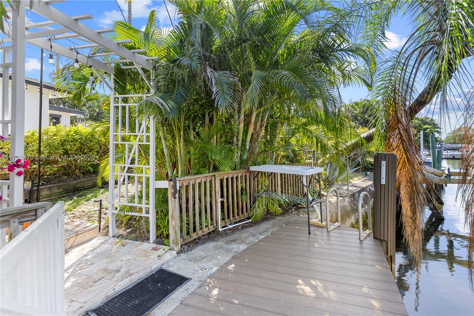 COVE 3RD SEC - Residential Lease