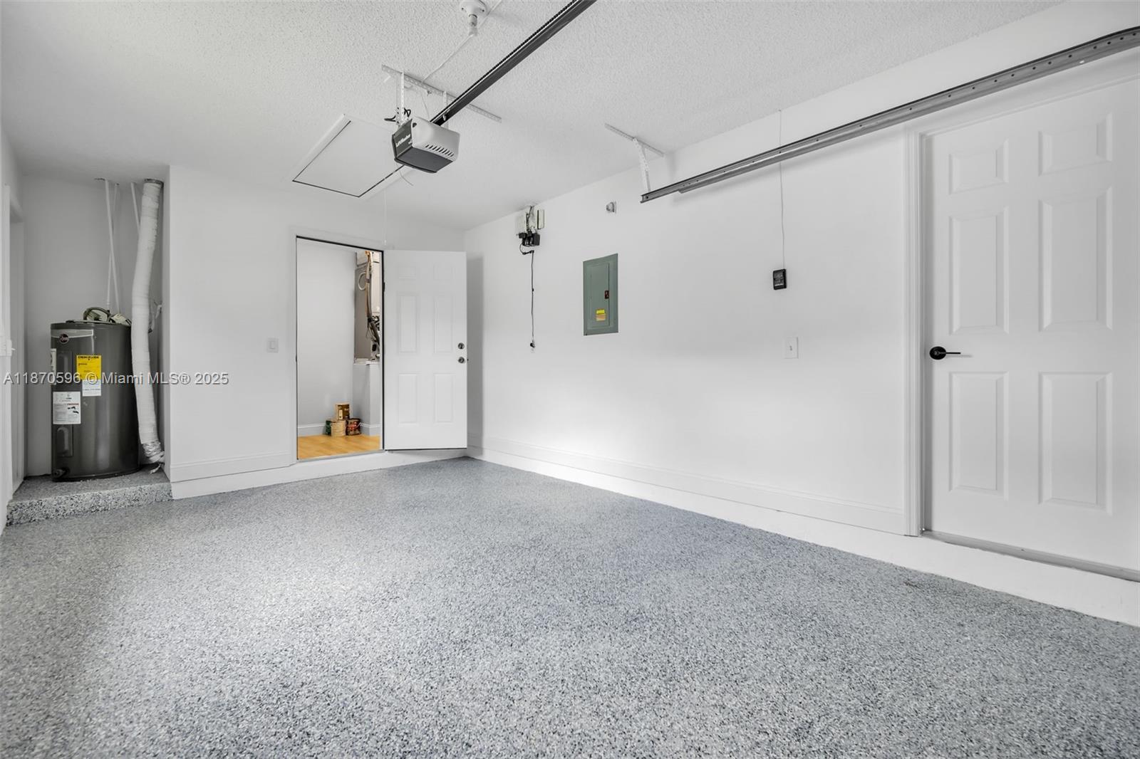 BUTTONWOOD 2 - Residential