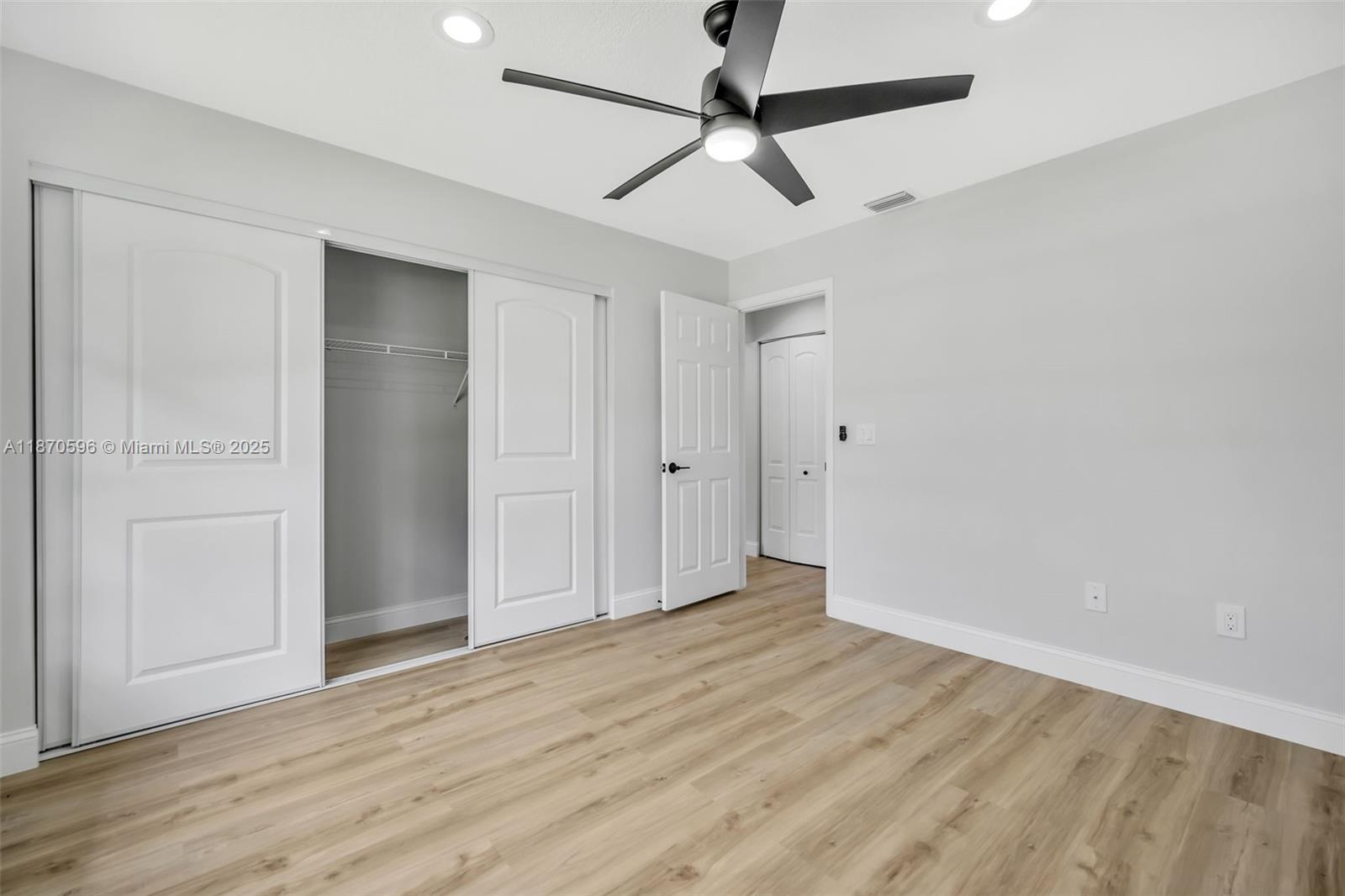 BUTTONWOOD 2 - Residential