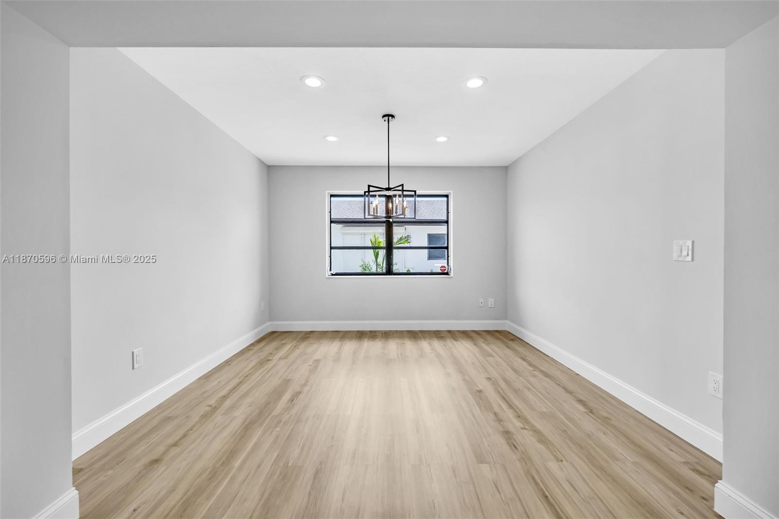 BUTTONWOOD 2 - Residential