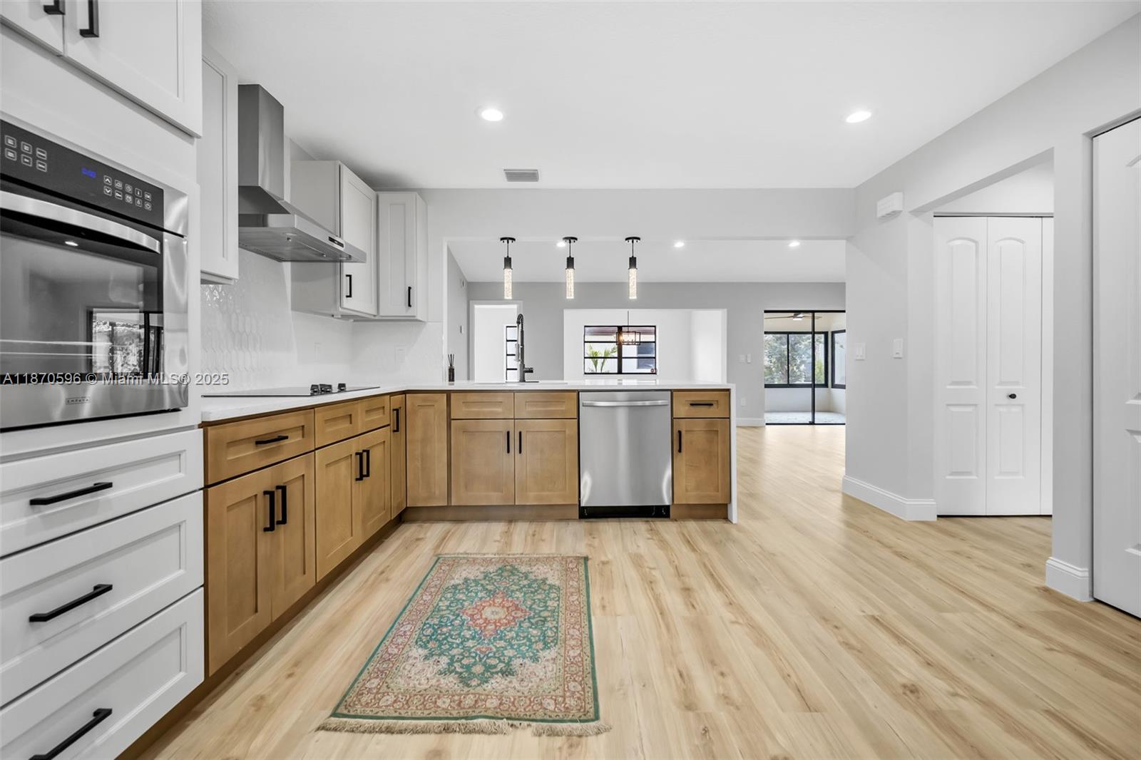 BUTTONWOOD 2 - Residential