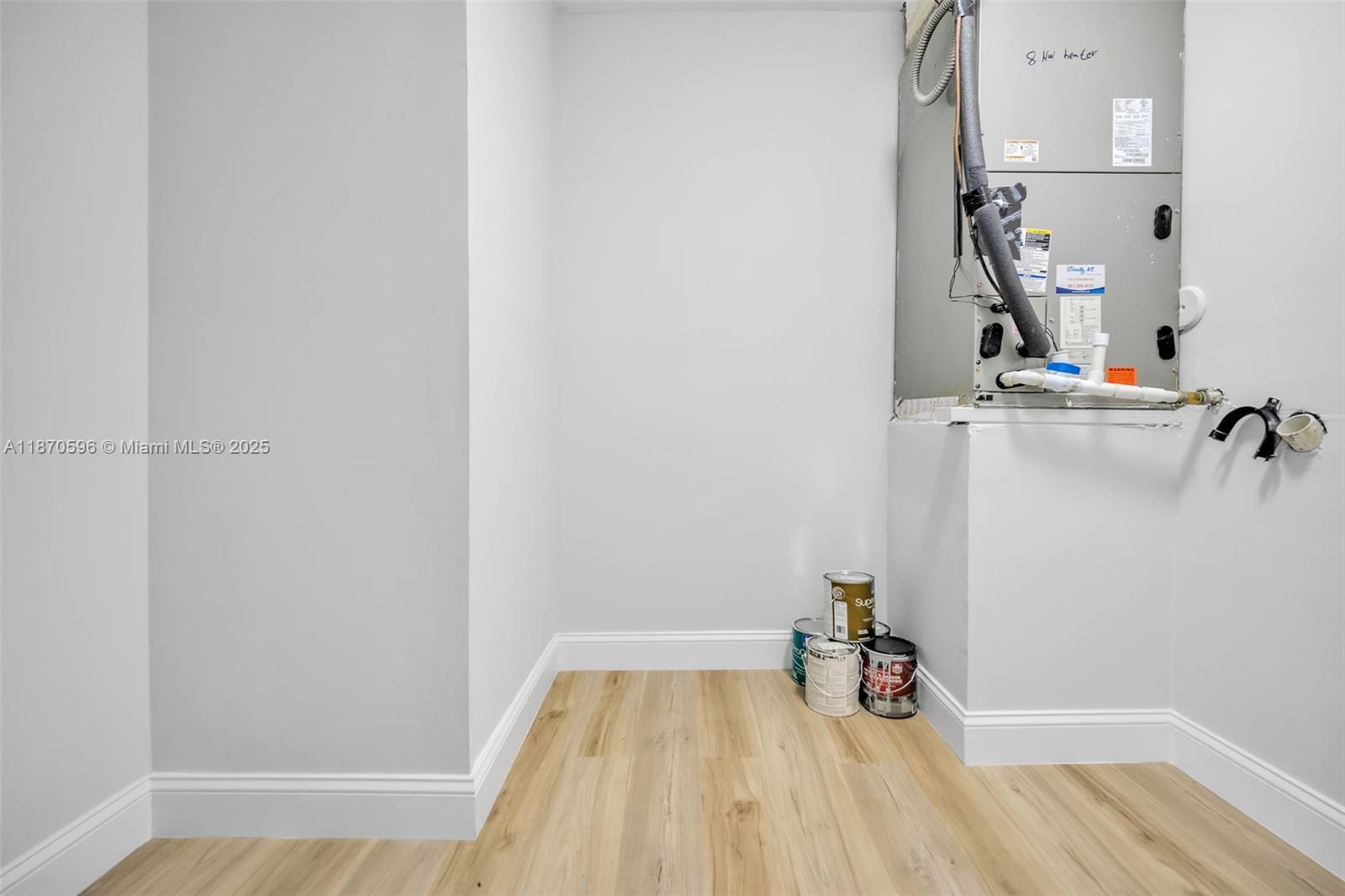 BUTTONWOOD 2 - Residential