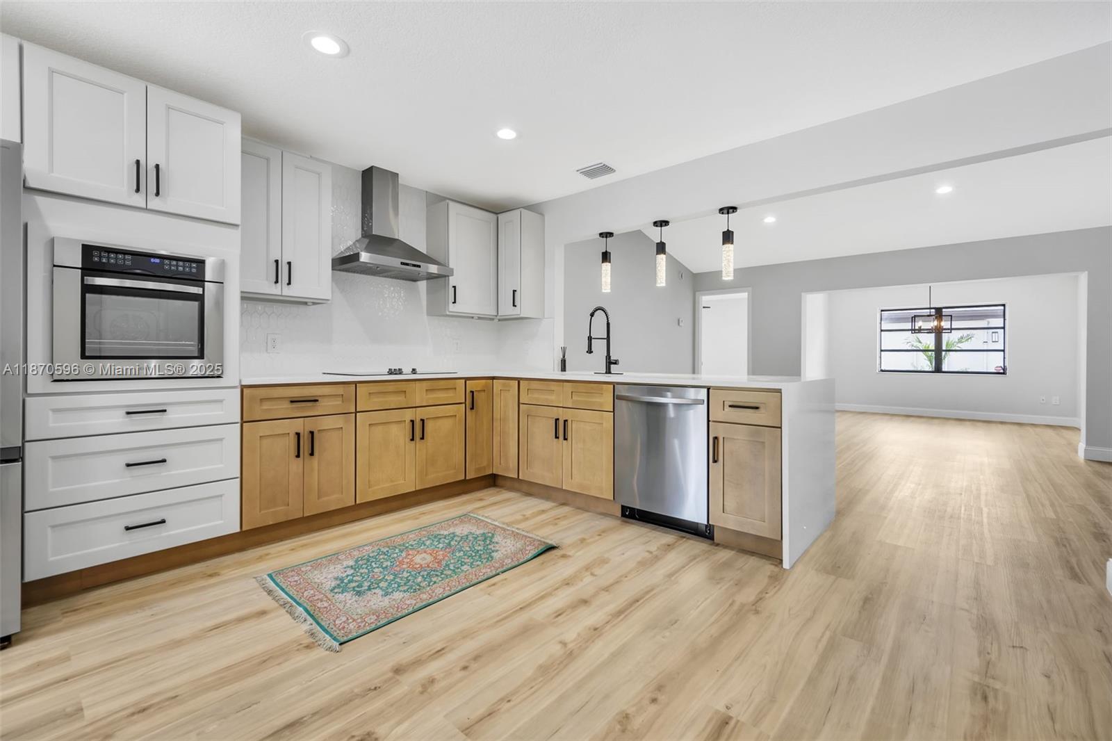 BUTTONWOOD 2 - Residential