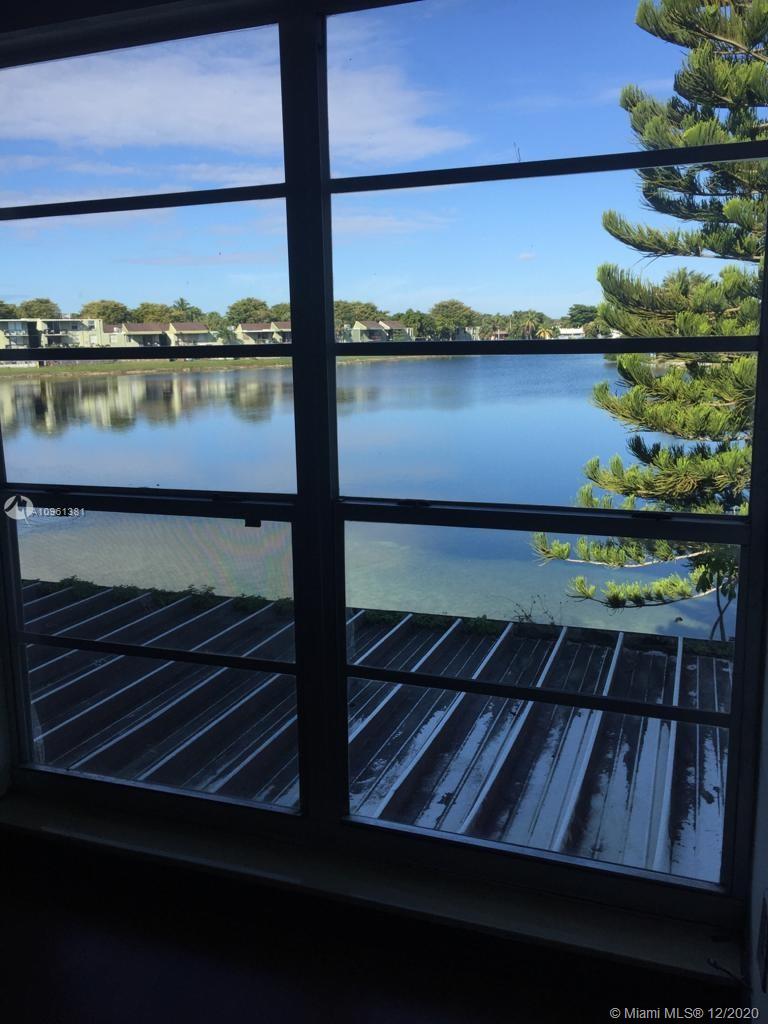 LAKE LAURA CONDO NO 2 - Residential