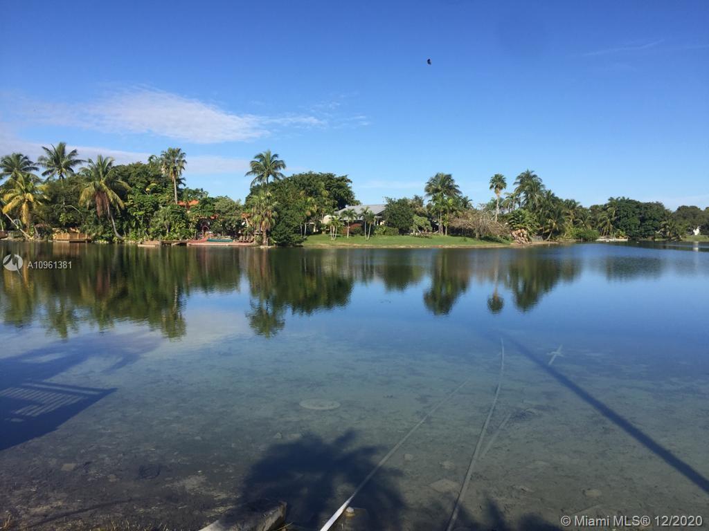 LAKE LAURA CONDO NO 2 - Residential