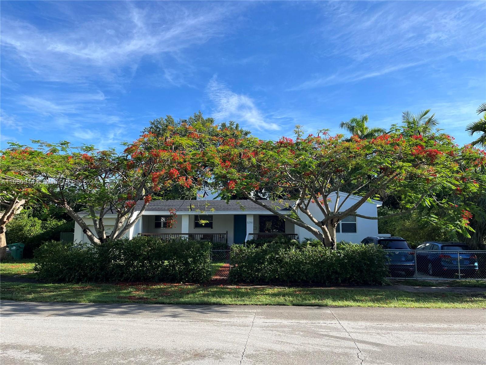 5791 Sw 62nd Ter, Miami, Broward County, Florida - 3 Bedrooms  
2 Bathrooms - 