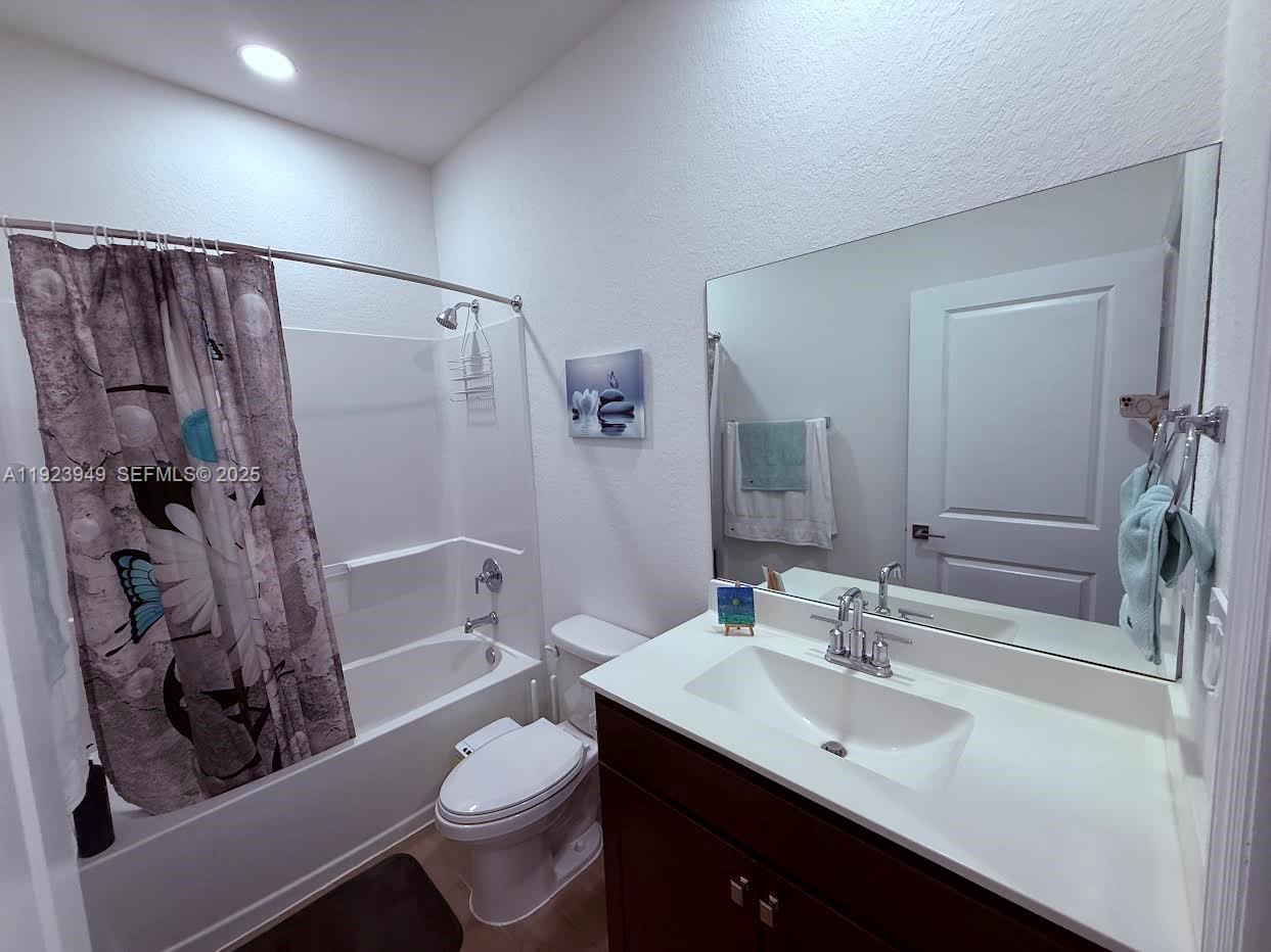 REESE ESTATES - Residential