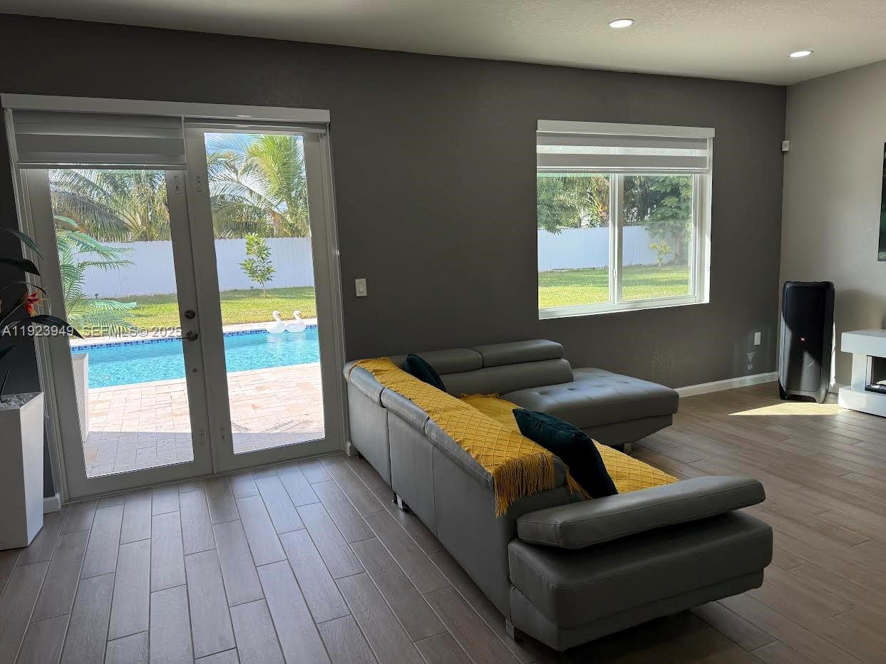 REESE ESTATES - Residential