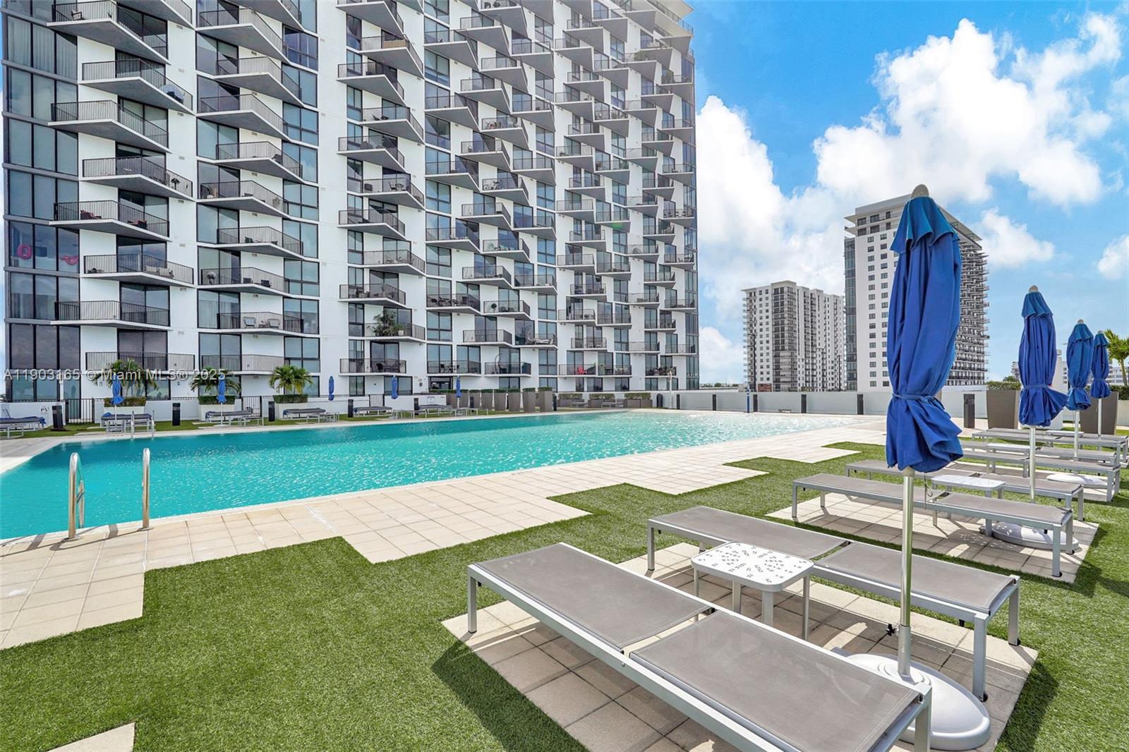 5300 PASEO CONDO - Residential