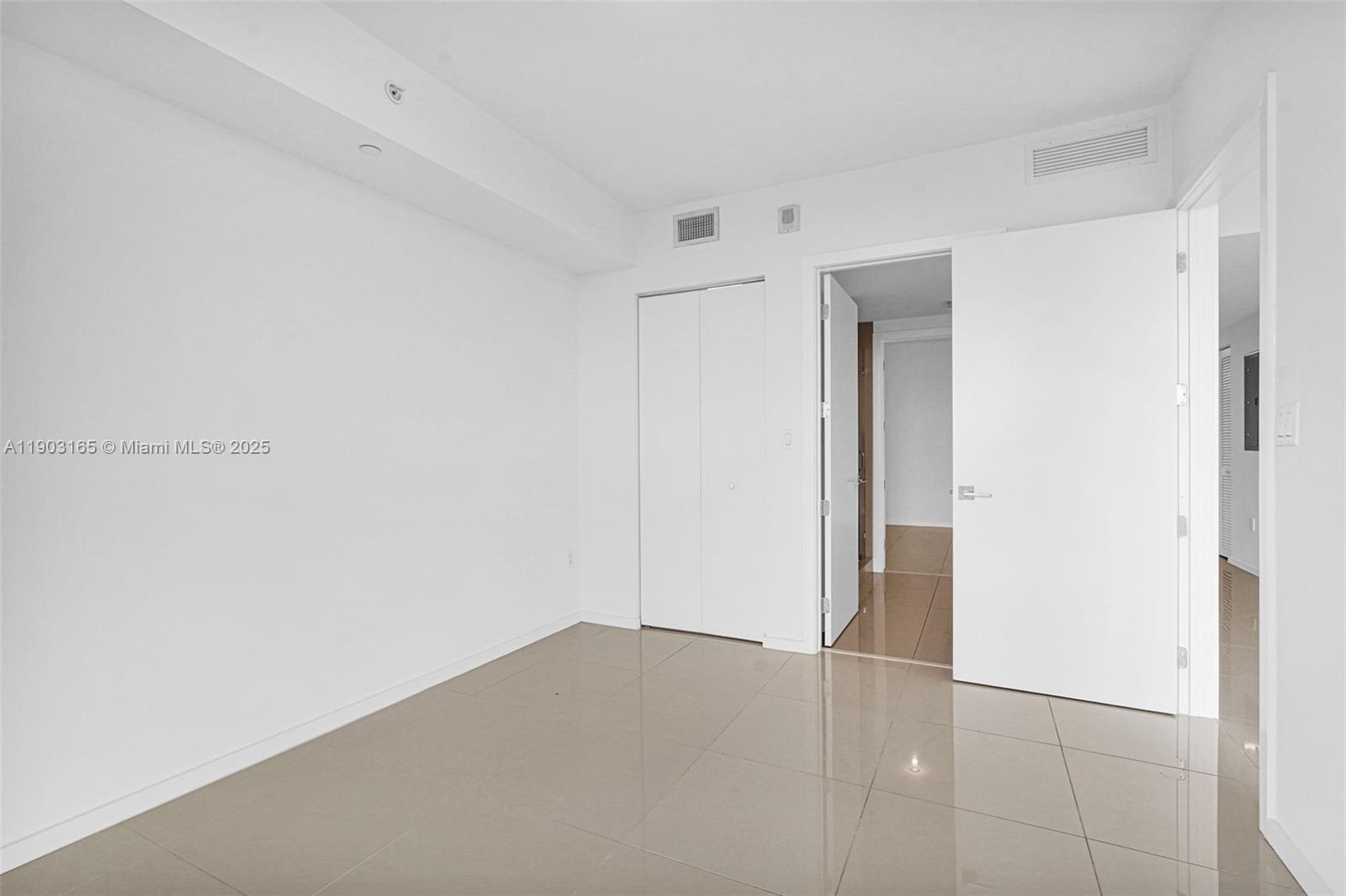 5300 PASEO CONDO - Residential