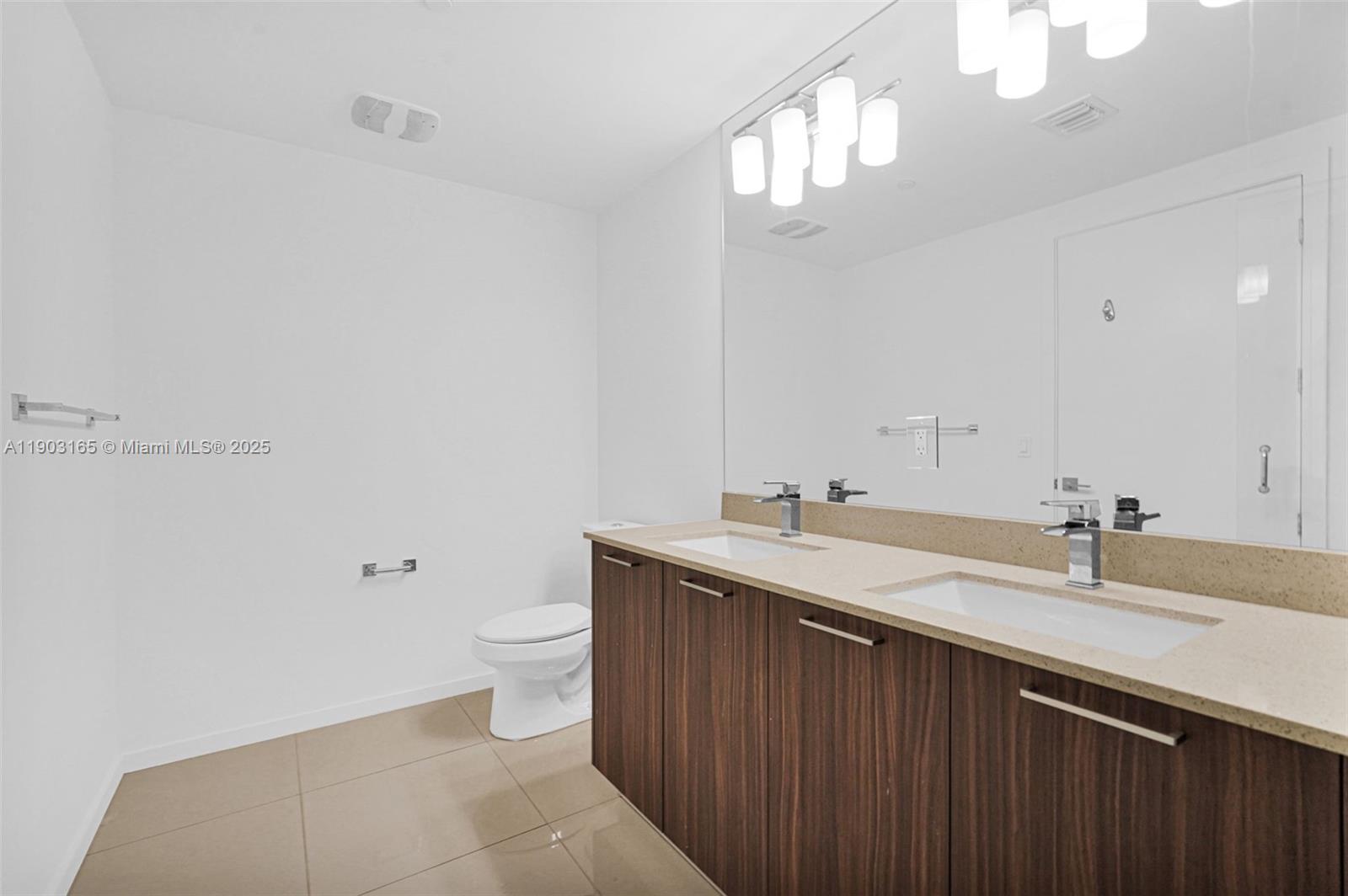 5300 PASEO CONDO - Residential