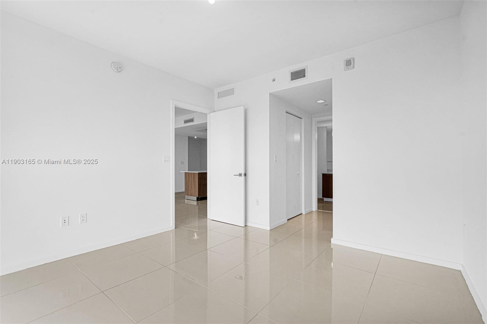 5300 PASEO CONDO - Residential