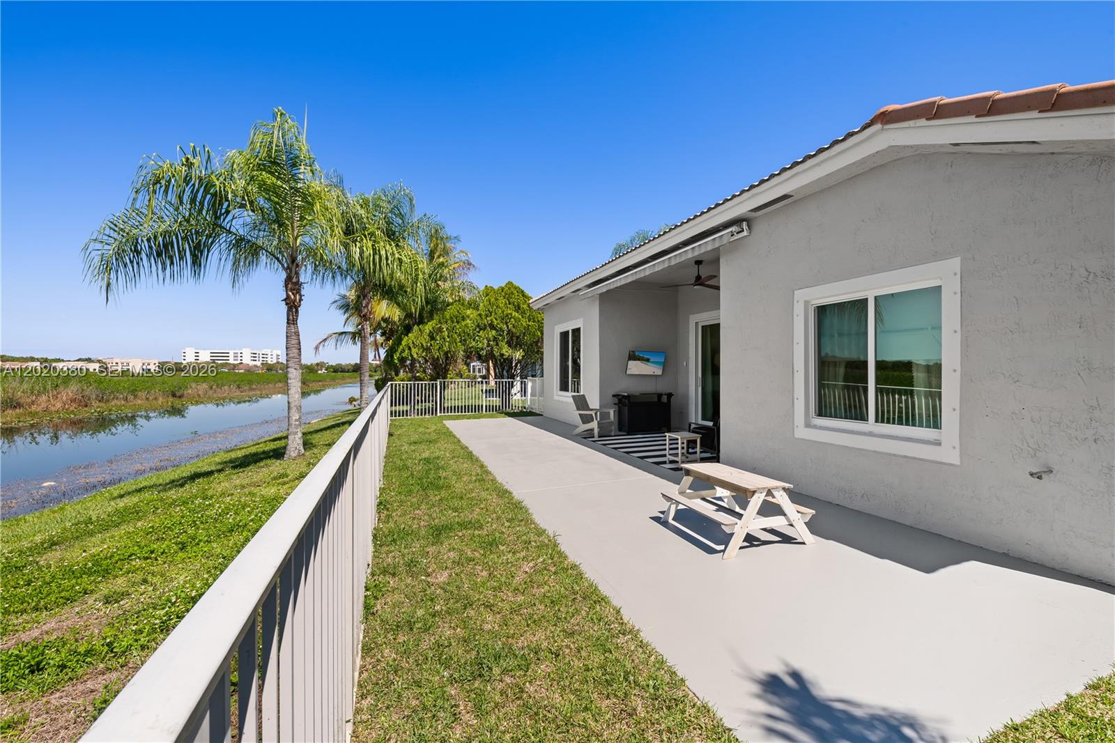 Pembroke Falls Bimini Bay - Residential