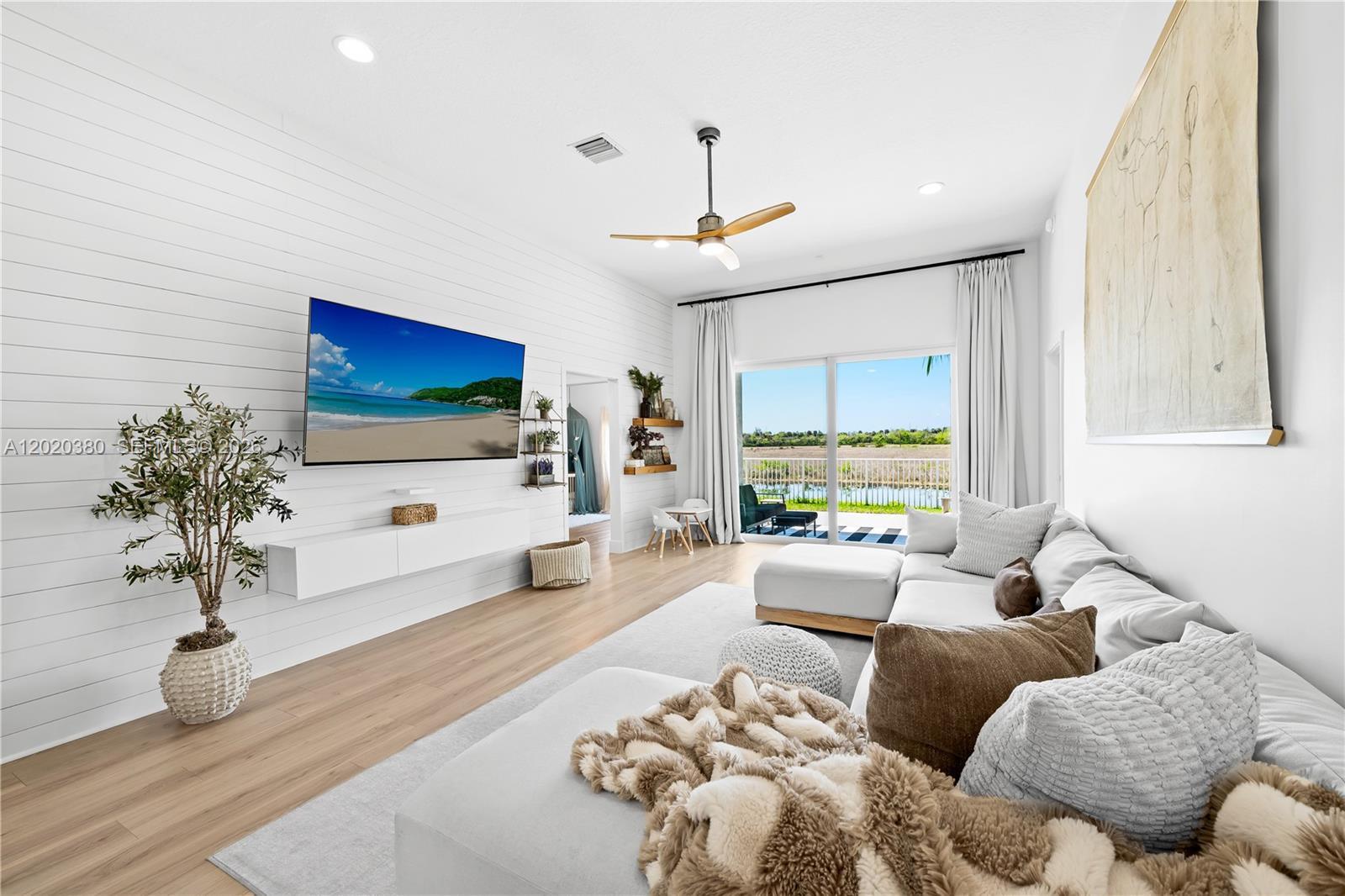 Pembroke Falls Bimini Bay - Residential
