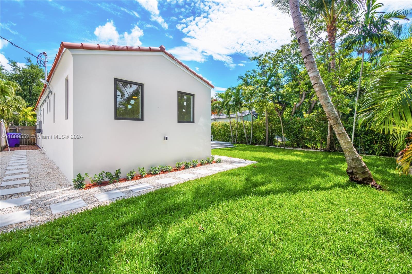 NEW BELLE MEADE - Residential Lease