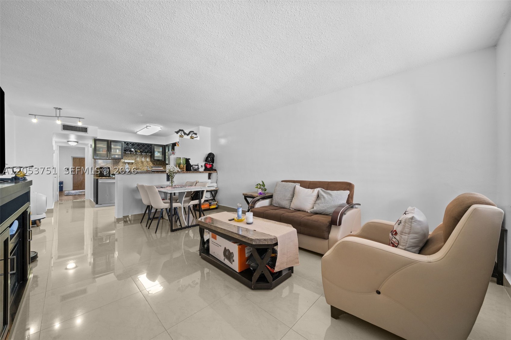 4011 N Meridian Ave 38