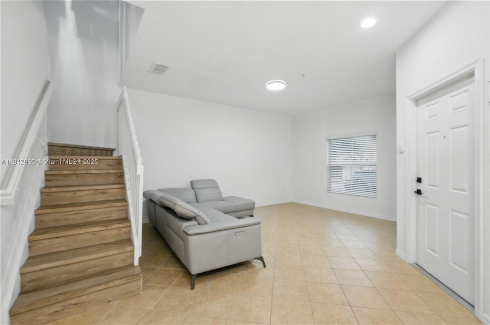 TUSCAN VILLAS CONDO - Residential