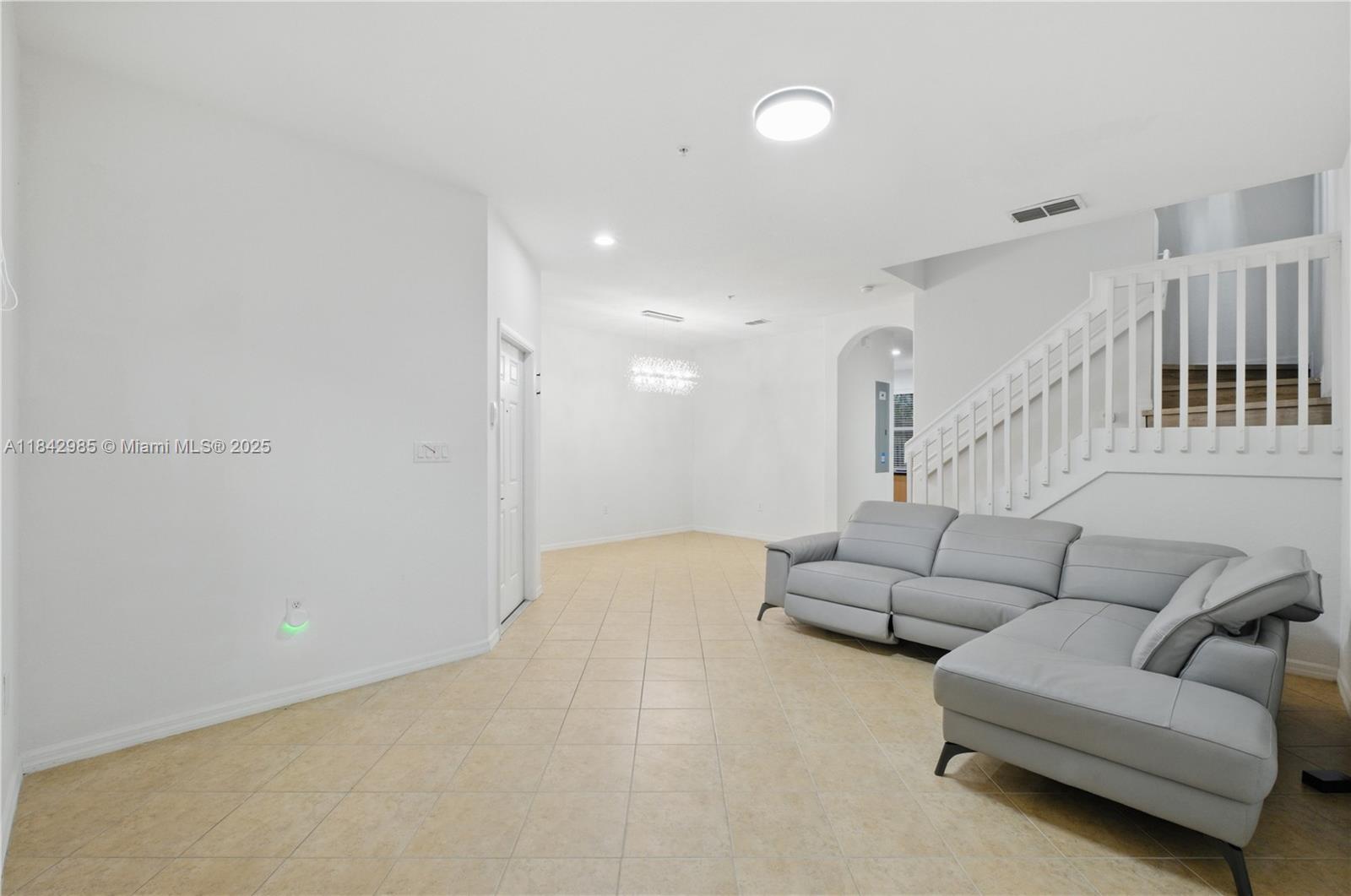 TUSCAN VILLAS CONDO - Residential