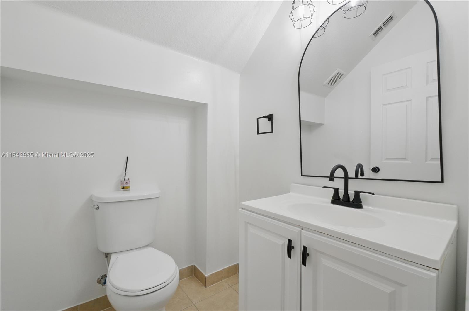 TUSCAN VILLAS CONDO - Residential