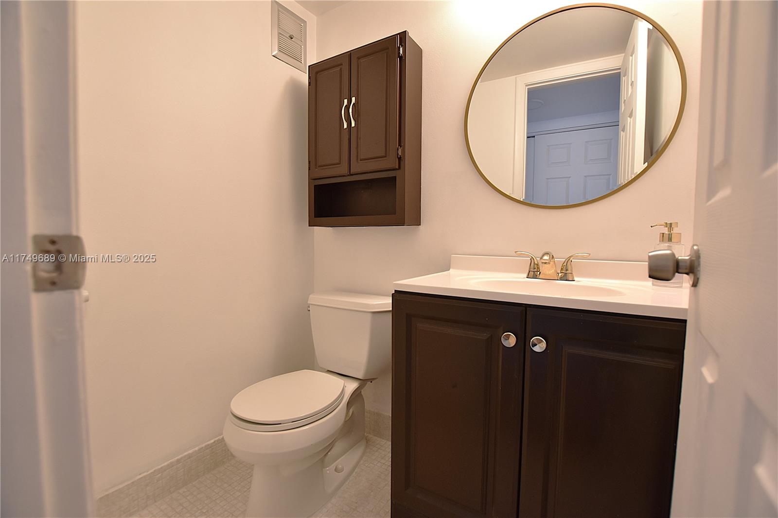 BERKSHIRE A THRU K CONDOS - Residential