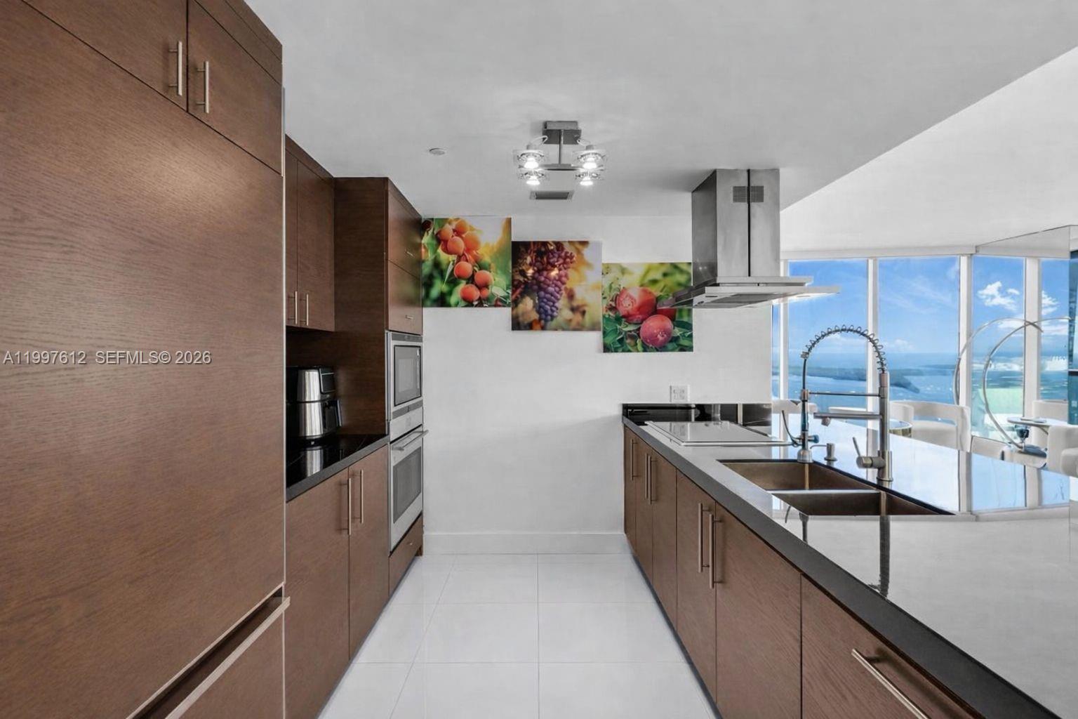 495 Brickell Ave 5301