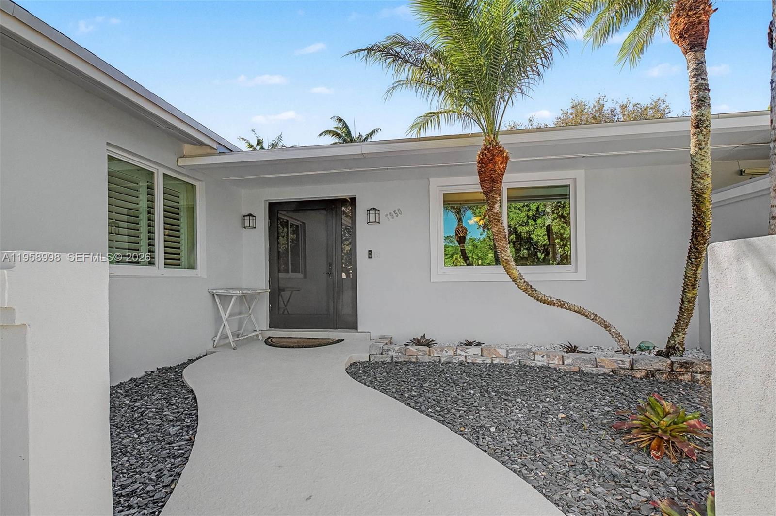 GARDEN GROVES - Residential