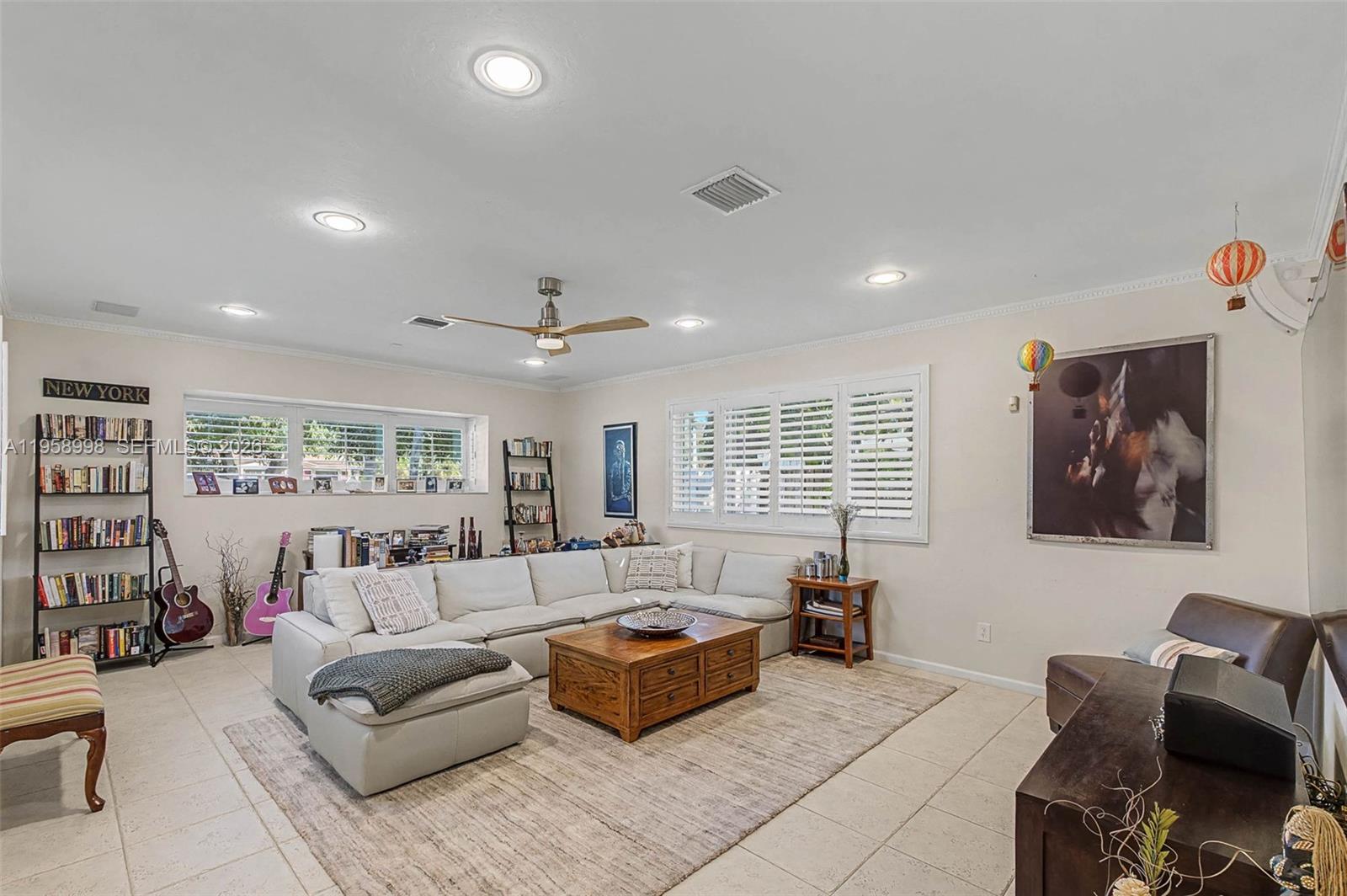 GARDEN GROVES - Residential